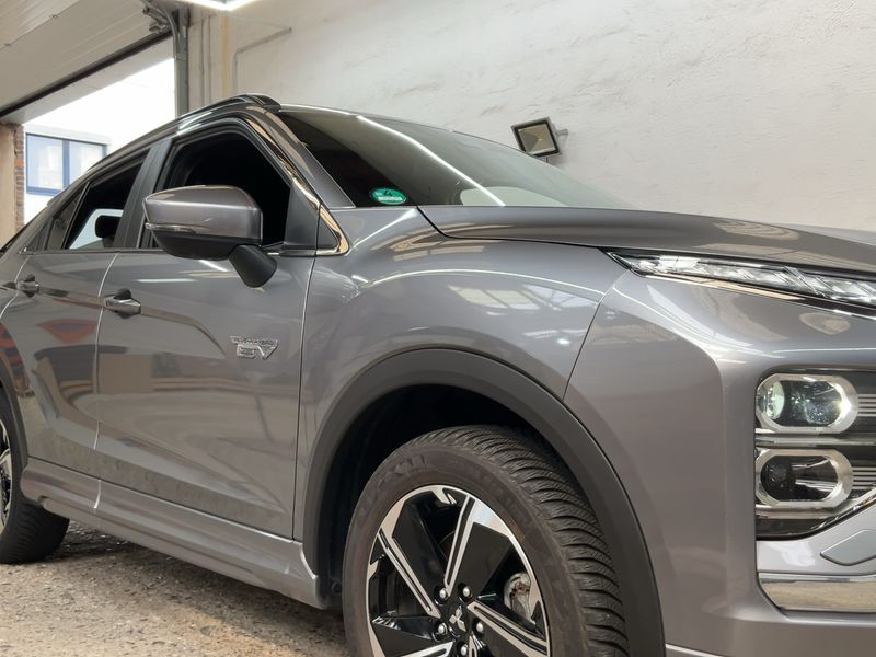 Mitsubishi Eclipse Cross 2.4 Plug-in Hybrid Top 4WD — zdjęcie 8