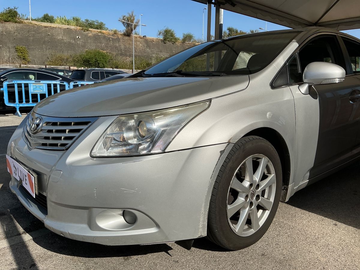 Toyota Avensis 2.0 D-4D Executive
