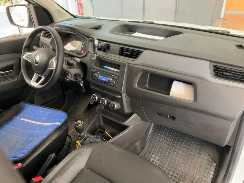 Renault Express 1.5 BLUE dCi Extra — zdjęcie 12