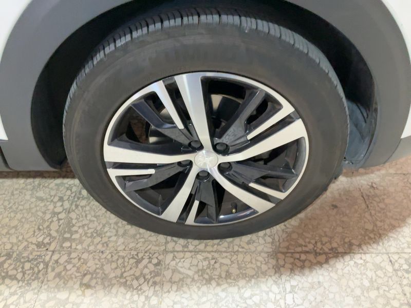 Peugeot 3008 1.6 Blue-HDi Allure 2017 – снимка 11