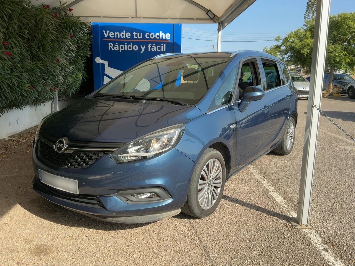 Opel Zafira 2016