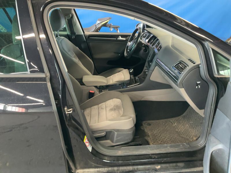 Volkswagen Golf VII 2.0 TDI Highline BlueMotion Tech 2013 – снимка 17