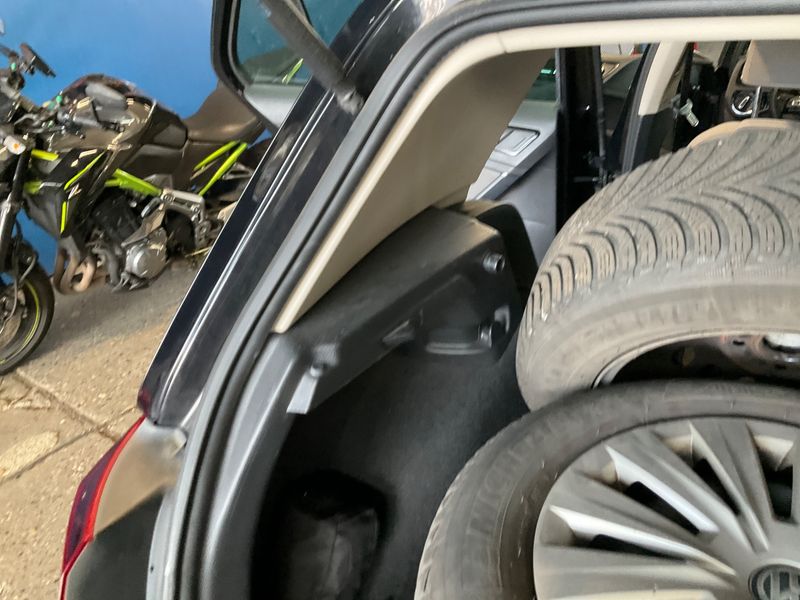 Volkswagen Golf VII 2.0 TDI Highline BlueMotion Tech 2013 – снимка 22