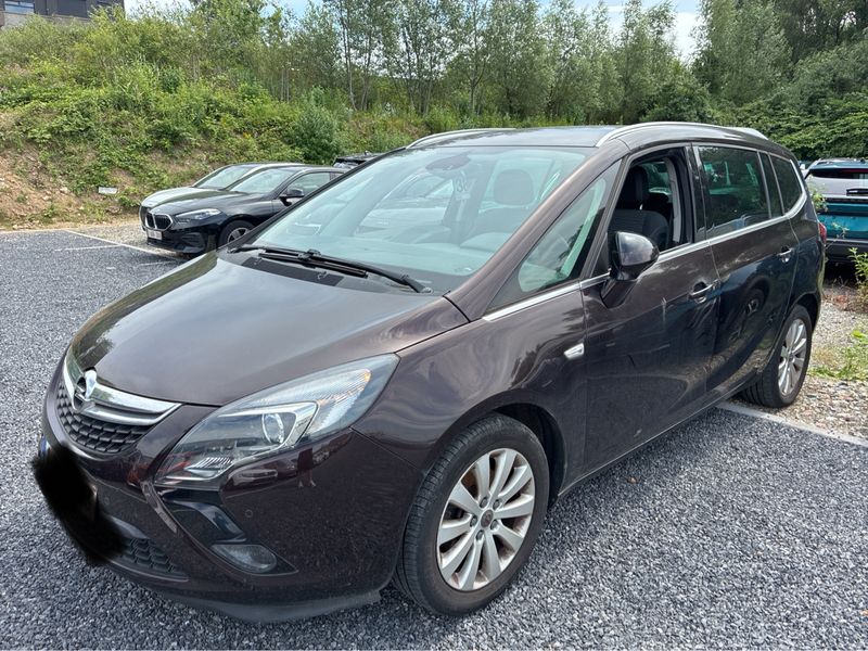 Opel Zafira Tourer 1.4 Turbo Innovation 2015 – снимка 1