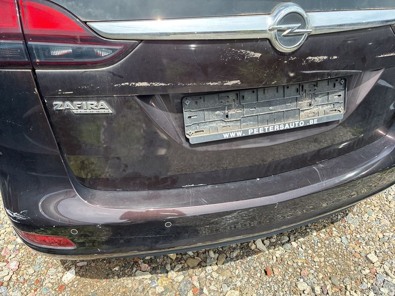 Opel Zafira Tourer 1.4 Turbo Innovation 2015 – снимка 33