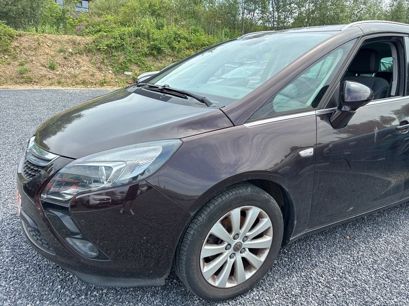 Opel Zafira Tourer 1.4 Turbo Innovation 2015 – снимка 2