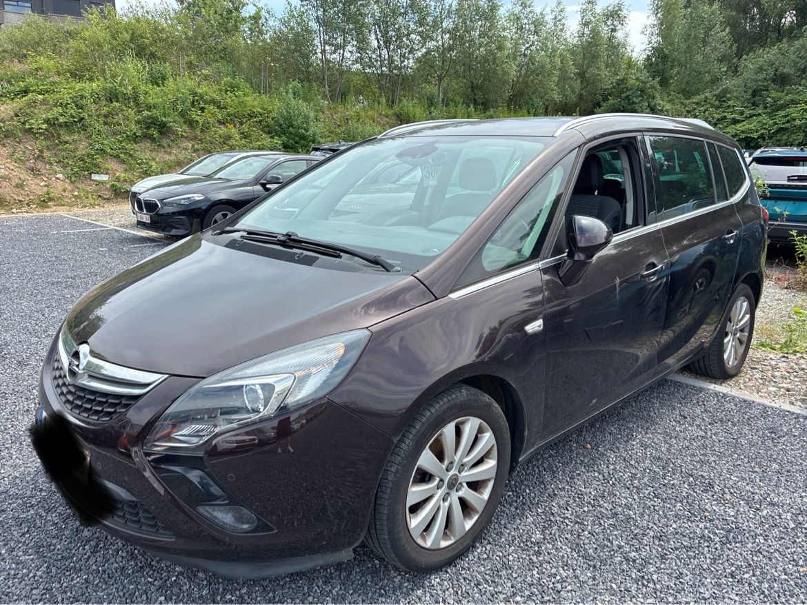 Opel Zafira 2015