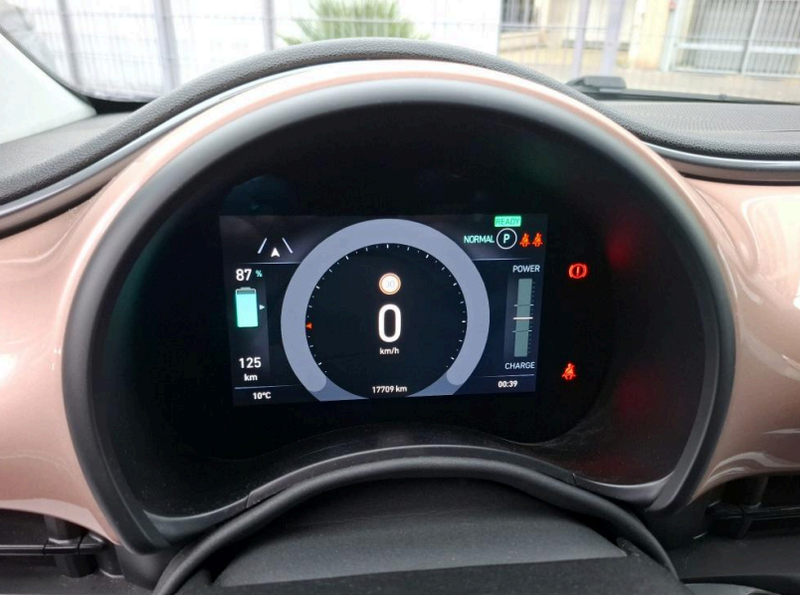 Fiat 500e electric drive 70 kW 2023 – снимка 11