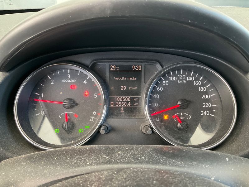 Nissan Qashqai+2 2.0 dCi Acenta — zdjęcie 4