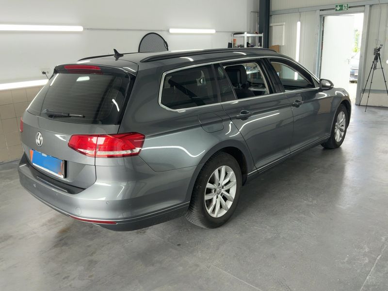 Volkswagen Passat 1.8 TSI Comfortline BlueMotion Tech — zdjęcie 6