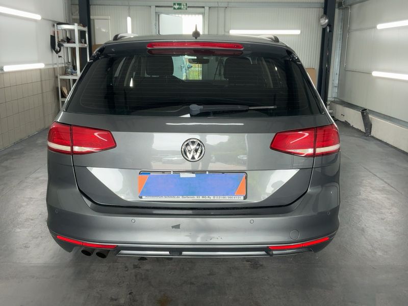 Volkswagen Passat 1.8 TSI Comfortline BlueMotion Tech — zdjęcie 5