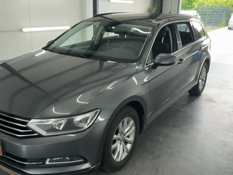 Volkswagen Passat 1.8 TSI Comfortline BlueMotion Tech — zdjęcie 2