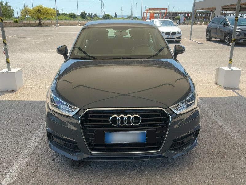 Audi A1 Sportback 1.4 TDI Admired — zdjęcie 9