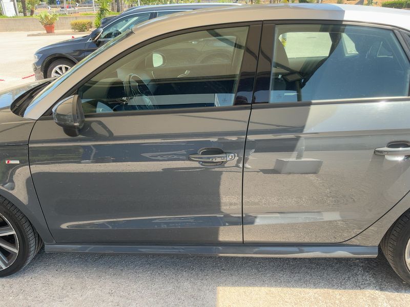 Audi A1 Sportback 1.4 TDI Admired — zdjęcie 4