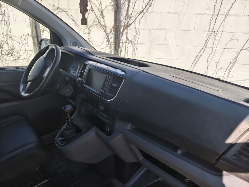 Peugeot Expert 1.5 Blue-HDi Pro Long 2020 – снимка 44