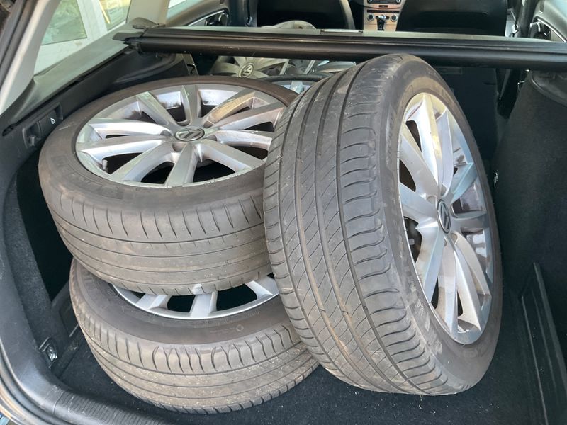 Volkswagen Passat 2.0 TDI Highline BlueMotion Tech 2014 – снимка 15