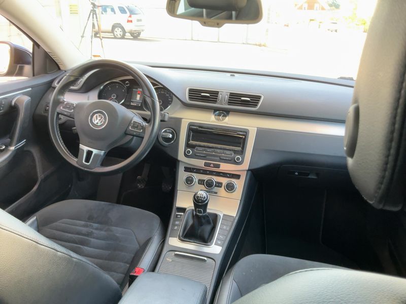 Volkswagen Passat 2.0 TDI Highline BlueMotion Tech 2014 – снимка 18