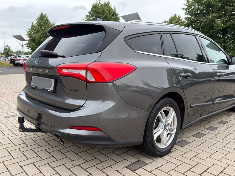 Ford Focus 1.5 TDCi EcoBlue Cool&Connect — zdjęcie 5