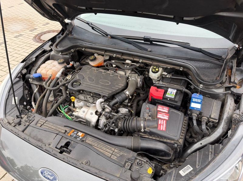 Ford Focus 1.5 TDCi EcoBlue Cool&Connect — zdjęcie 8