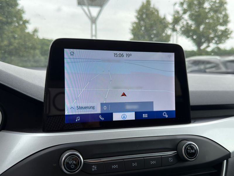 Ford Focus 1.5 TDCi EcoBlue Cool&Connect — zdjęcie 12