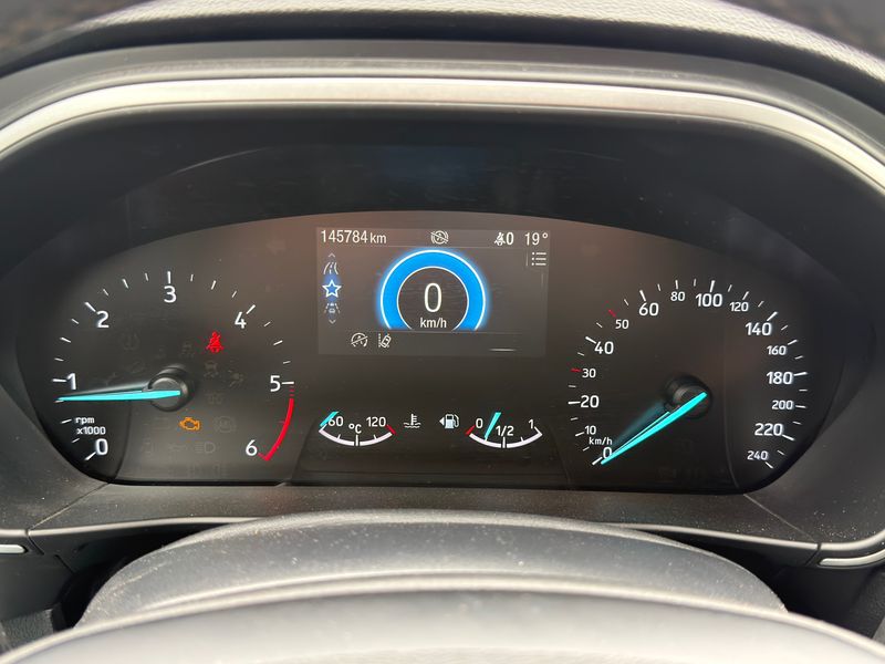 Ford Focus 1.5 TDCi EcoBlue Cool&Connect — zdjęcie 11