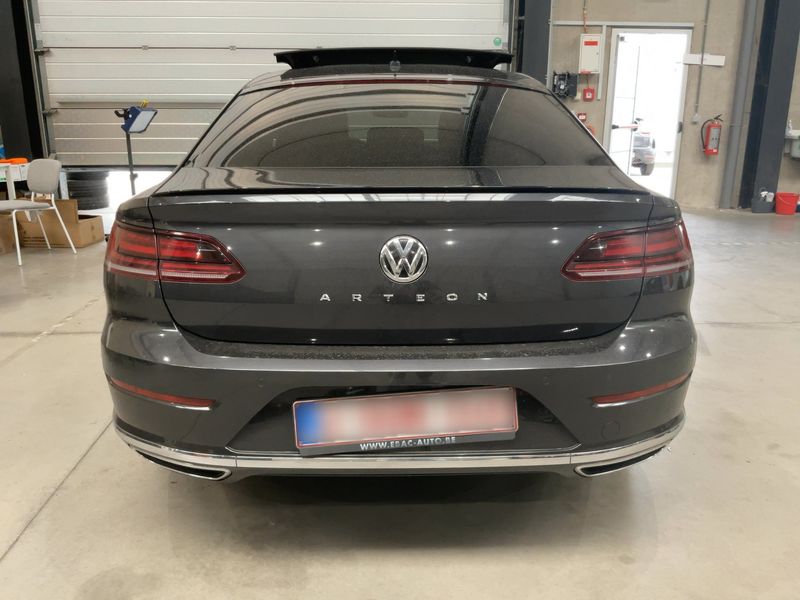 Volkswagen Arteon 2.0 TSI R-Line — zdjęcie 5