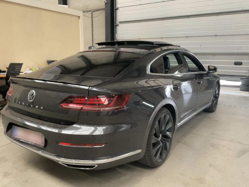 Volkswagen Arteon 2.0 TSI R-Line — zdjęcie 6