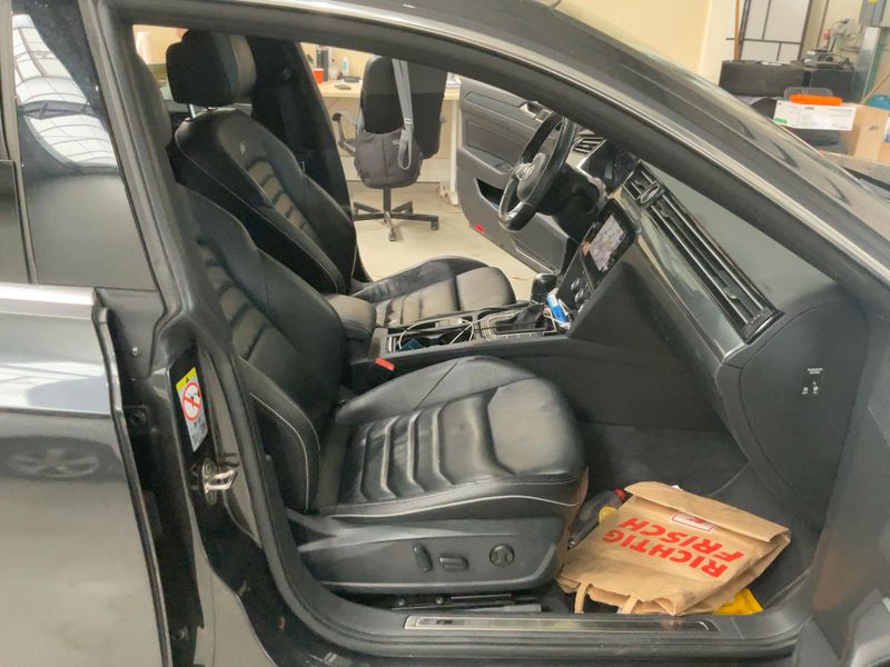 Volkswagen Arteon 2.0 TSI R-Line — zdjęcie 11