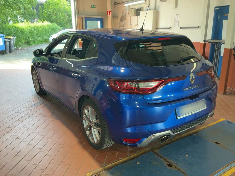 Renault Megane 1.2 TCe Energy GT Line — zdjęcie 3