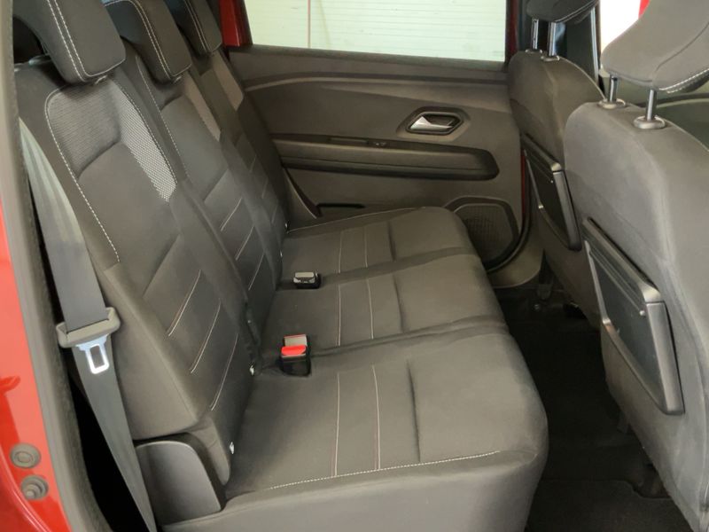 Dacia Jogger 1.0 TCe LPG Extreme+ — zdjęcie 14