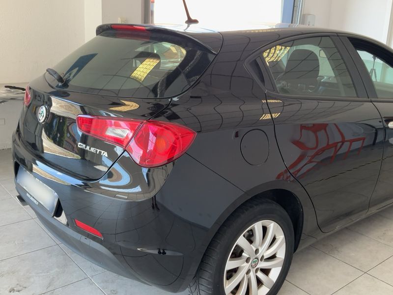 Alfa Romeo Giulietta 1.6 JTD Basis — zdjęcie 6