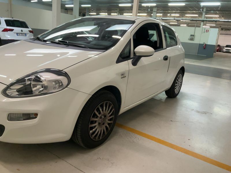 Fiat Punto 1.2 Easy 2015 – снимка 2