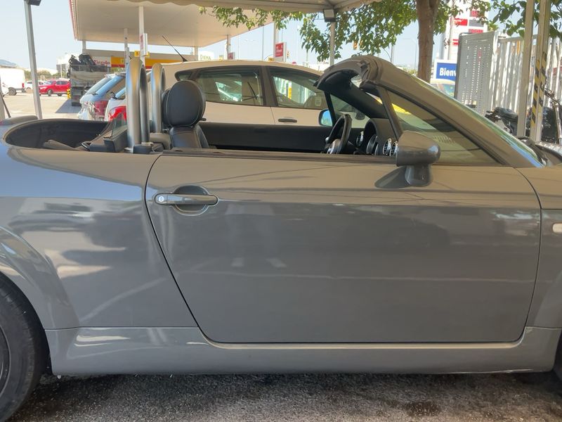 Audi TT 1.8 Turbo Roadster — zdjęcie 7