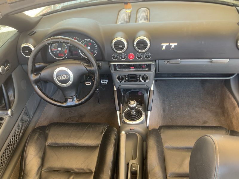 Audi TT 1.8 Turbo Roadster — zdjęcie 12
