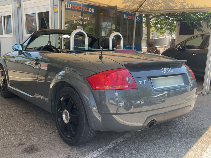 Audi TT 1.8 Turbo Roadster — zdjęcie 3