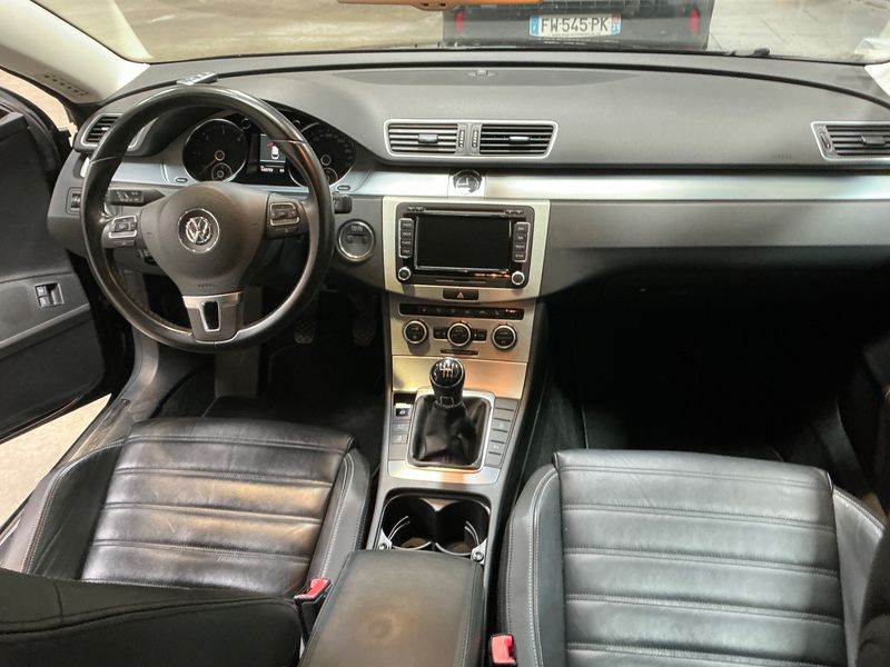 Volkswagen CC 2.0 TDI Carat Edition BlueMotion Tech — zdjęcie 12