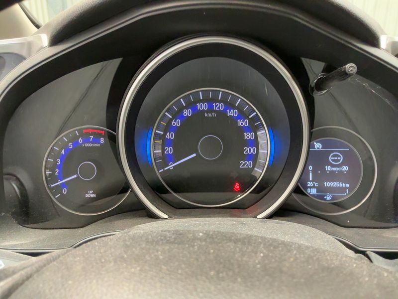 Honda Jazz 1.3 i-VTEC Elegance — zdjęcie 13