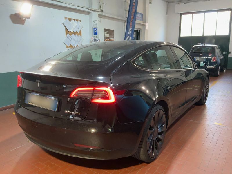 Tesla Model 3 Performance Dual AWD AWD — zdjęcie 6