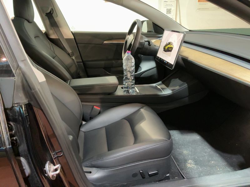 Tesla Model 3 Performance Dual AWD AWD — zdjęcie 11