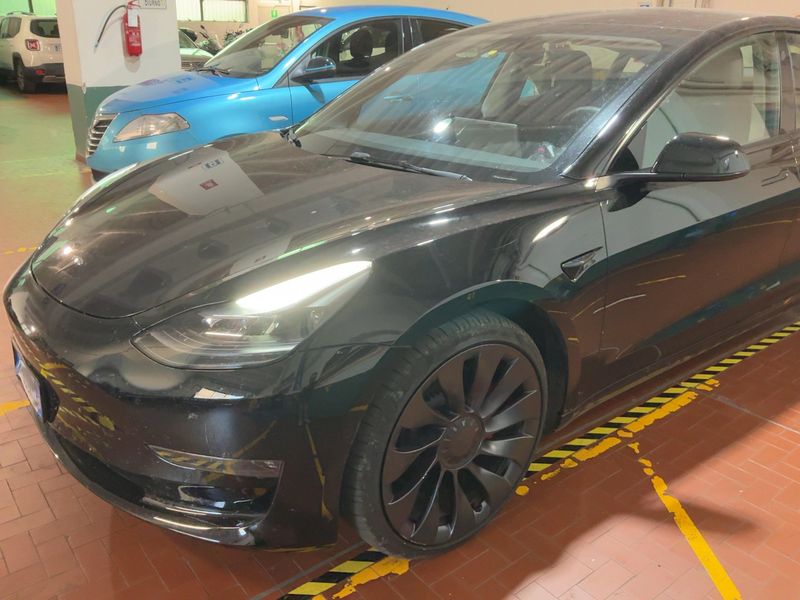 Tesla Model 3 Performance Dual AWD AWD — zdjęcie 2