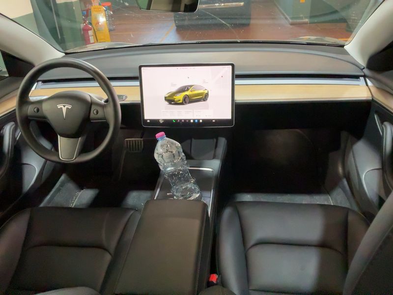 Tesla Model 3 Performance Dual AWD AWD — zdjęcie 12