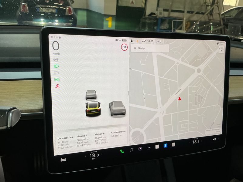 Tesla Model 3 Performance Dual AWD AWD — zdjęcie 13