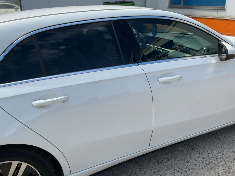Mercedes-Benz A-Klasse A 180 Progressive — zdjęcie 7