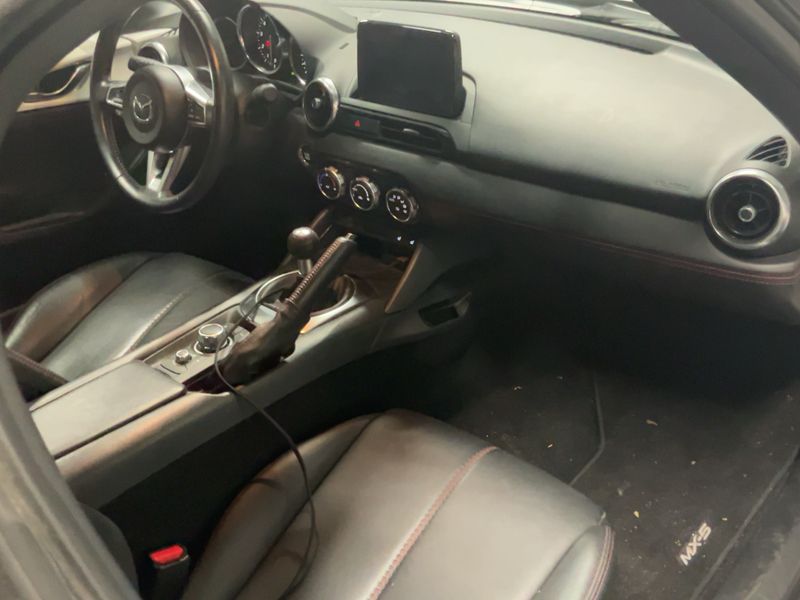 Mazda MX-5 2.0 Skyactiv-G Evolution RF — zdjęcie 12