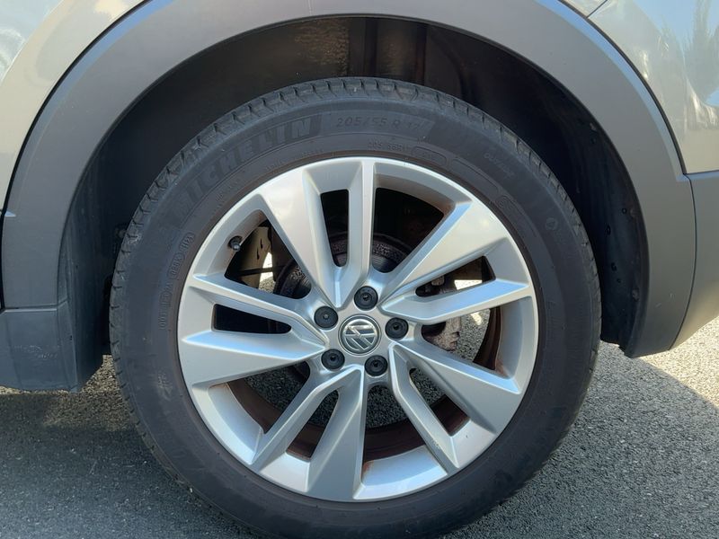 Volkswagen T-Cross 1.0 TSI Carat 2019 – снимка 5