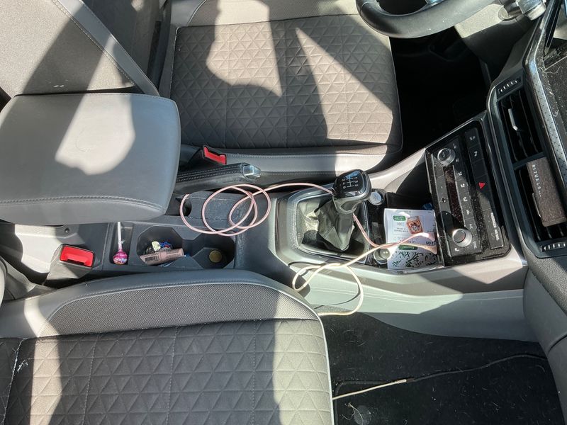 Volkswagen T-Cross 1.0 TSI Carat 2019 – снимка 26