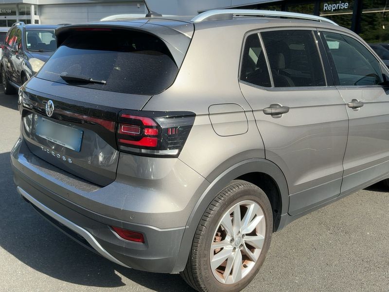 Volkswagen T-Cross 1.0 TSI Carat 2019 – снимка 8