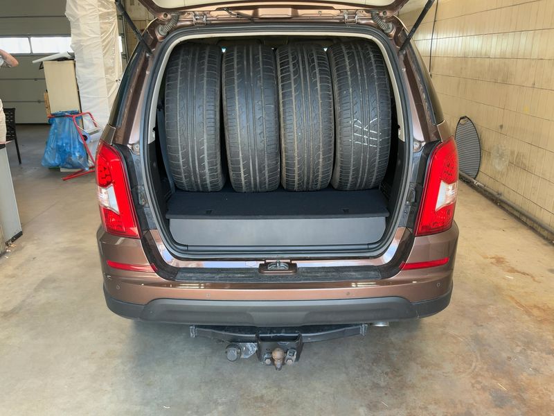 Ssangyong Rexton 2.2 TD Executive 4x4 — zdjęcie 10