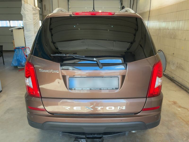 Ssangyong Rexton 2.2 TD Executive 4x4 — zdjęcie 5