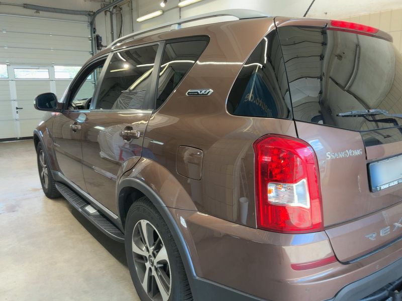 Ssangyong Rexton 2.2 TD Executive 4x4 — zdjęcie 3